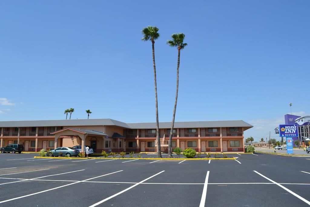 Deluxe Inn And Suites Weslaco Εξωτερικό φωτογραφία